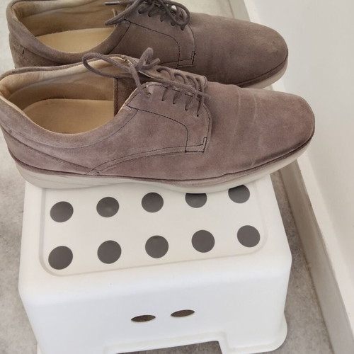 Samsonite Suede Casual Shoes Size 41 Like New Gray Brown