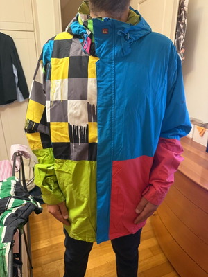 Quiksilver ski jacket XL like new, multicolor
