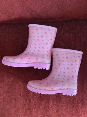 Pink galoshes like new, size 35, boots
