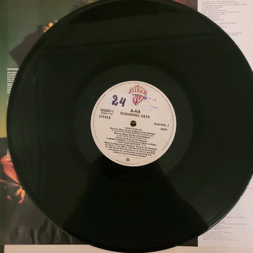 A-ha Scoundrel Days vinyl used