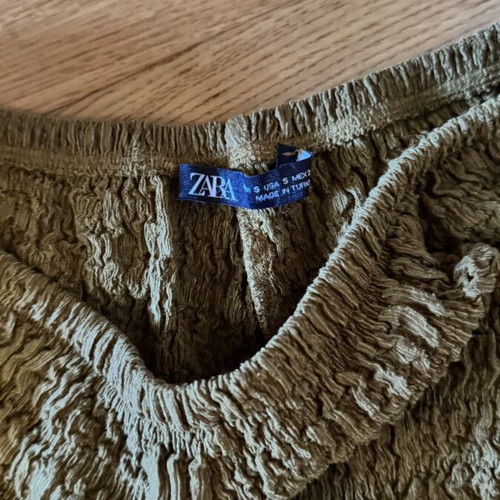 Zara pants size S, like new