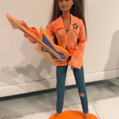 Barbie Beyond Pink Teresa doll vintage, like new, 1998