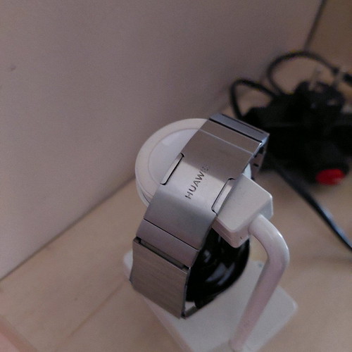 Huawei Watch GT 3 like new with bracelet, stand, charger, and box