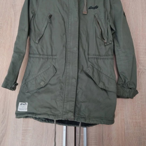 Thin jacket like new