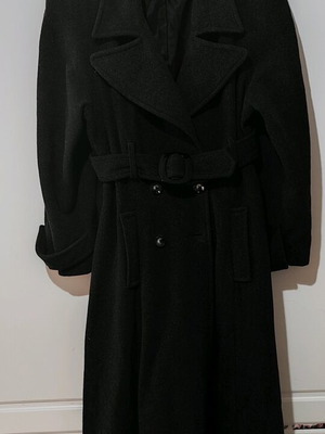 Vintage wool coat like new, black, 90's style