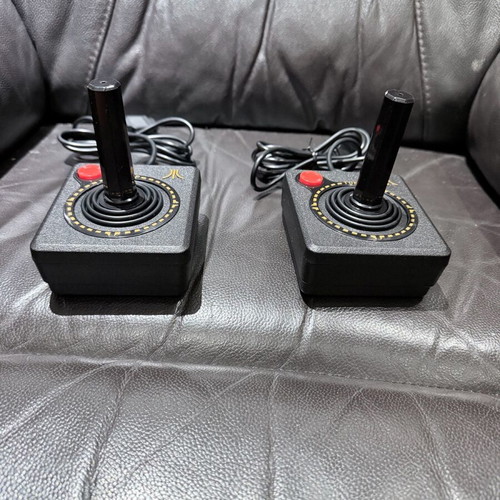 Atari Flashback 3 console like new, boxed with original receipt