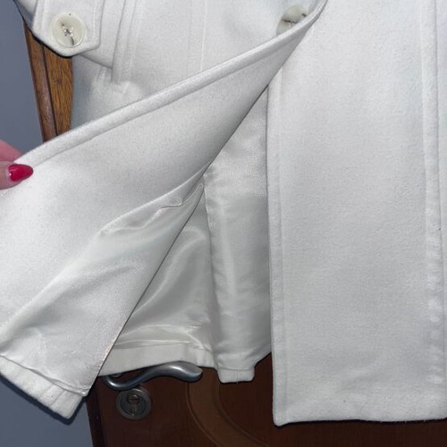 Bellino white coat like new, size L