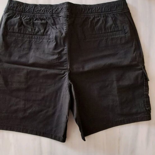 Hollister Bermuda black like new size 30