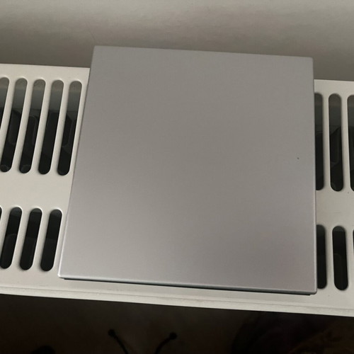 DVD device new, connects to laptop