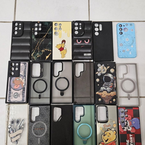 S24 Ultra phone cases like new