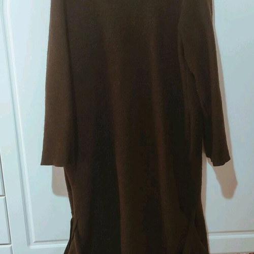 Wool cardigan like new, brown, fits up to XL