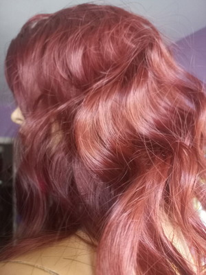 Wig synthetic wavy deep red used, with bangs and middle part