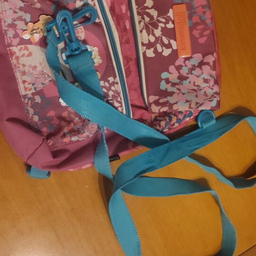 Girl's bag like new, branded, shoulder and backpack style
