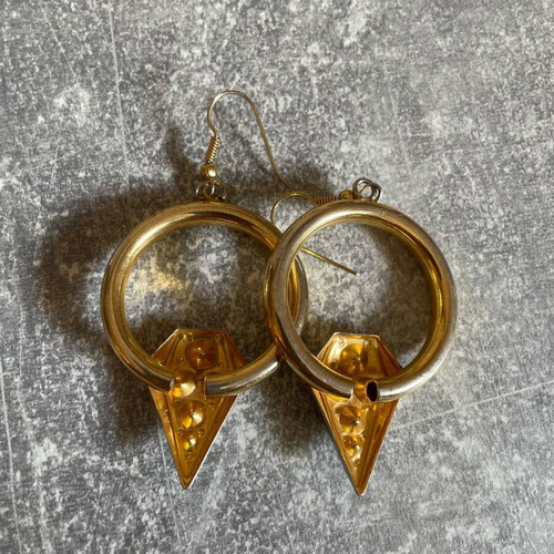 Hoop earrings with designs like new, gold color