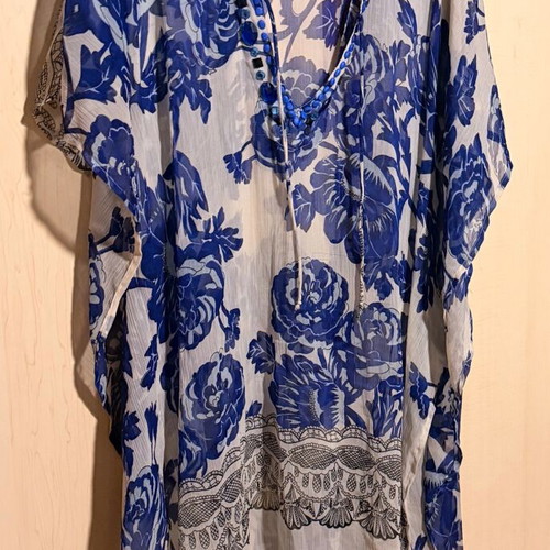 Saldarini 1882 Italy floral kaftan with stones size L like new