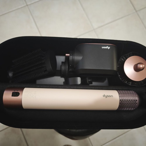 Dyson HS08 Airwrap i.d Straight + Wavy hair styler like new, rose gold