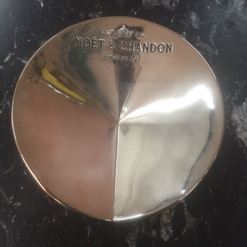 Moet & Chandon sculpted collectible ashtrays, set of 2, 20 cm diameter