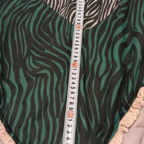 S.Oliver scarf pareo like new, black and green