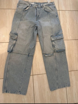 Zara cargo jeans size 44, blue