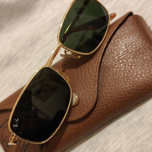Ray-Ban B,L Usa sunglasses like new, gold color