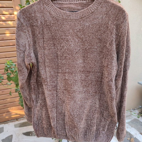 Chenille sweater with neckline new, one size, brown