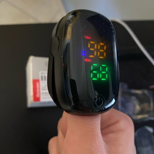 SpO2 Oximeter and Pulse Meter New
