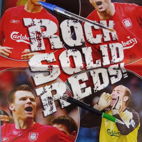 Match Football Magazine Issue 27/12 to 2/1/2006 like new with Liverpool poster