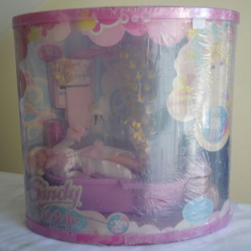 Sindy Petite Bubble Shower rare New Moons 2003 set new