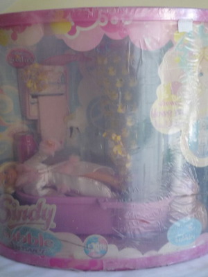 Sindy Petite Bubble Shower rare New Moons 2003 set new