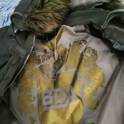 Body Action sleeveless jacket khaki like new with hood and fur
