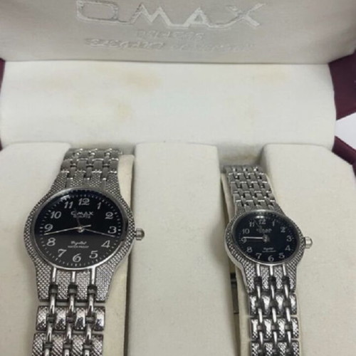 Watch set unisex silver new with case