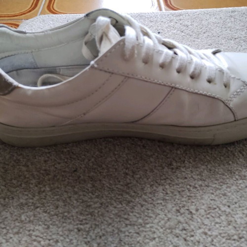 Sneakers United colours of Benetton μεταχειρισμένα, νούμερο 42, κρεμ δέρμα