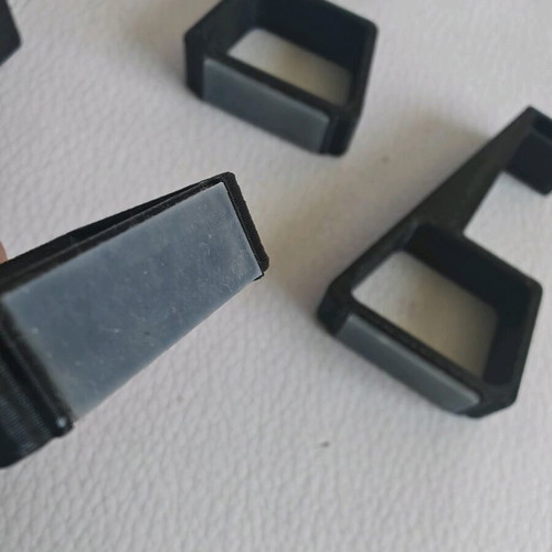 Playstation 4 bases like new, hard plastic