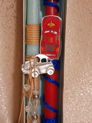 Πασχαλινές λαμπάδες σε κουτί, καινούργιες, δύο τεμάχια