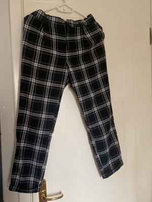 Checked black pants like new, size XS