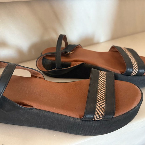 Women's sandals used, size 38, black