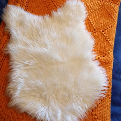 Small rug new from Jusk.kenurie, size 50/70