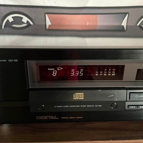 Akai CD-55 CD player like new