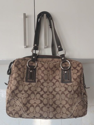 Τσάντα ώμου Coach vintage μεταχειρισμένη, καφέ