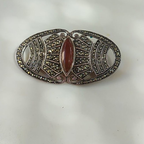 Women's brooch