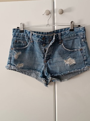Pull & Bear denim shorts used, size M, blue, short