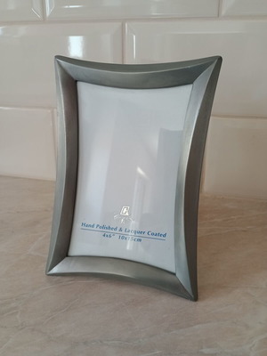 Metal photo frame new, for 10x15cm photo