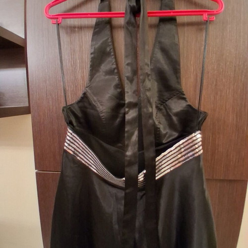 Evening dress size 40 satin texture, like new, black
