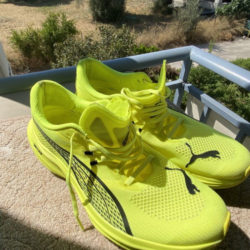 Puma Deviate Nitro 45 athletic shoes like new, green and yellow