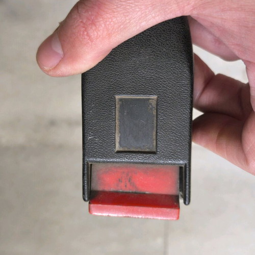 Seat belt buckle used, universal fit