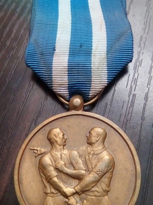 Μετάλλιο Μνήμης Β' Παγκοσμίου Πολέμου για Απελάσεις 1942-1945 μεταχειρισμένο