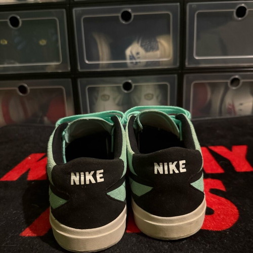 Nike SB Bruin Hyperfeel athletic shoes like new, turquoise, size 42 with box