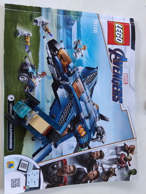 Lego Avengers 76126 manual and bike