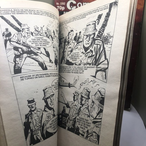 Commando comics booklets used, set of two