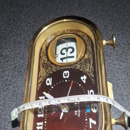 Diamond Shanghai Vintage Mechanical Table Clock with Flip Calendar like new